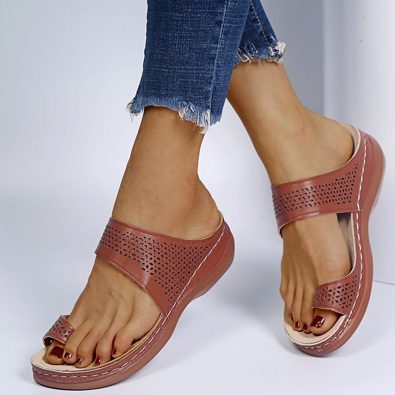 Plus Size Women's Shoes Vintage Bohemia Style Hollow Wedge Sandals Women's Thong Sandals