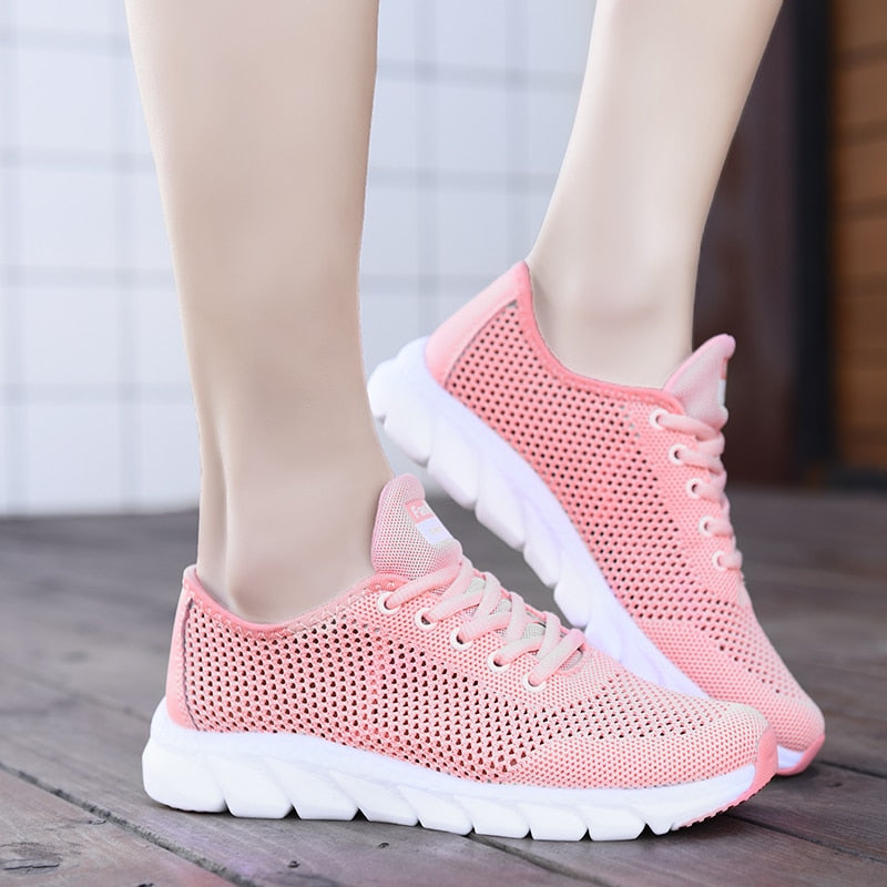 New Mesh Women Sneakers Breathable Flat Shoes Women Lightweight Sports