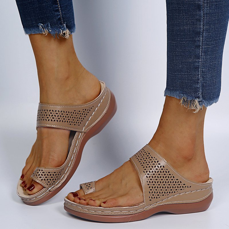 Plus Size Women's Shoes Vintage Bohemia Style Hollow Wedge Sandals Women's Thong Sandals